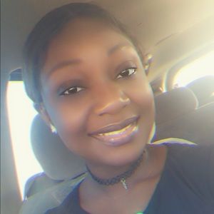 Meet your Posher, Niketa